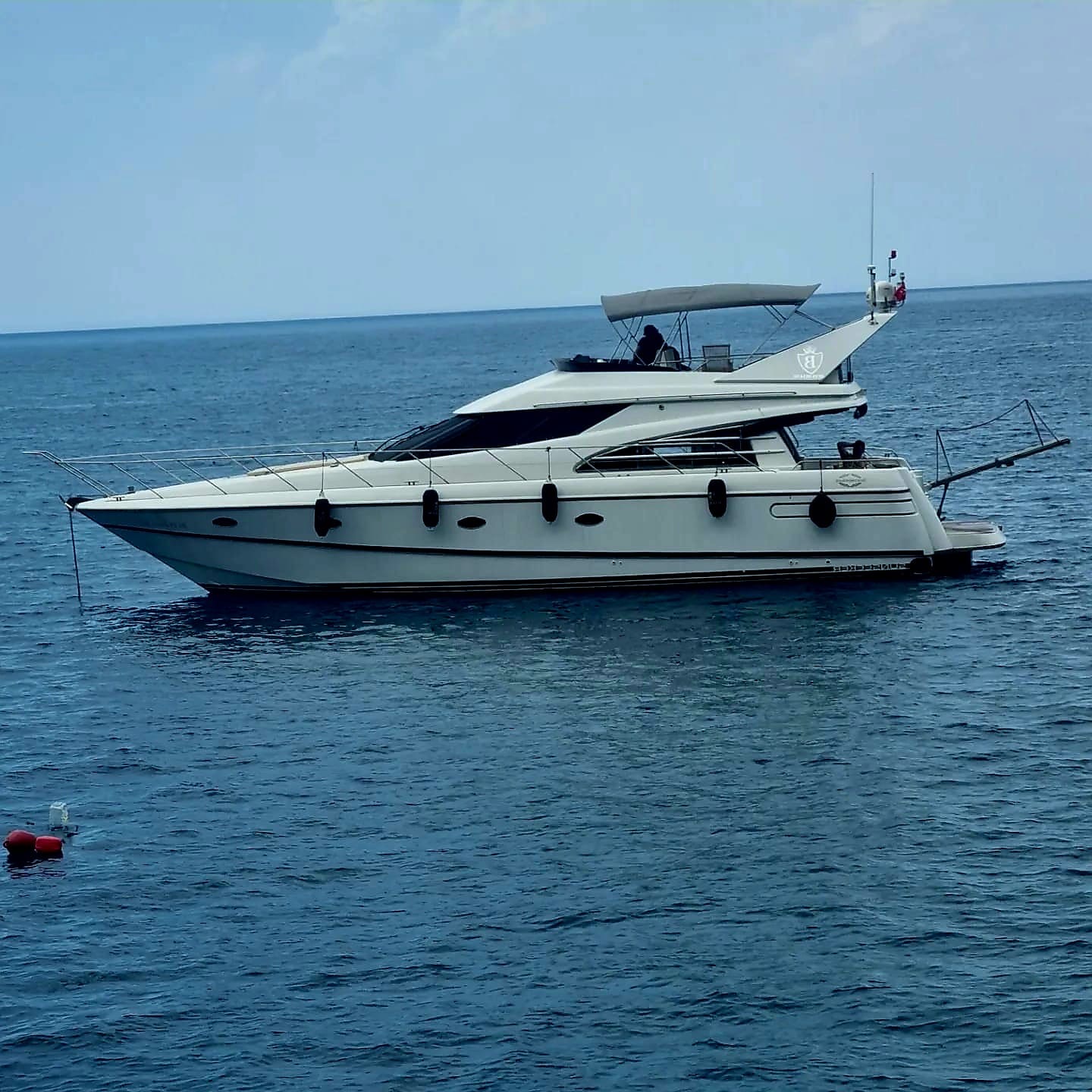 Аренда яхты БЕЙС Делюкс